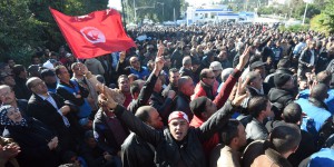 Tunisie-des-affrontements-devant-le-siege-du-gouvernement