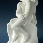 statues-the-kiss-statue-lovers-kissing-by-auguste-rodin-assorted-sizes-1_grande
